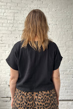 Load image into Gallery viewer, Cropped Saskia Top