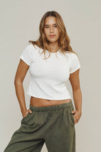 Load image into Gallery viewer, Isola Tee