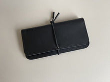 Load image into Gallery viewer, KNOT Leather Wallet Wide