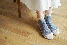 Load image into Gallery viewer, Giza Cotton Herringbone Socks