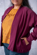 Load image into Gallery viewer, Short Embrace - Merlot