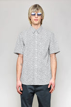 Load image into Gallery viewer, Japanese Peony Print Shirt - White/Black