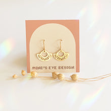 Load image into Gallery viewer, Petite Cora Earrings