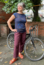 Load image into Gallery viewer, Simple Tee  -Marine Bikes and Commas