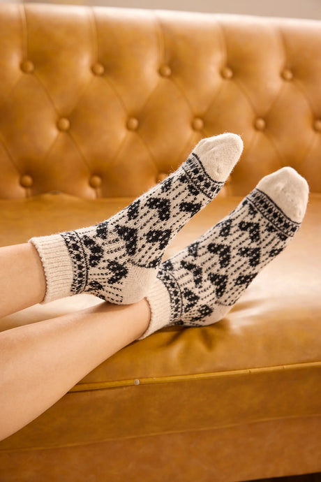 Wool Cashmere Quarter Crew Women's Socks - Hearts