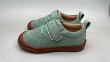 Load image into Gallery viewer, Toddler Barefoot Sneakers