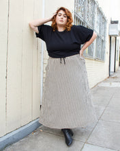 Load image into Gallery viewer, Fawn Skirt