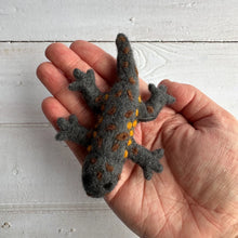 Load image into Gallery viewer, Felted Set of 3 Pond Friends