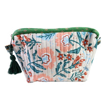 Load image into Gallery viewer, Handker Quilted Pouches