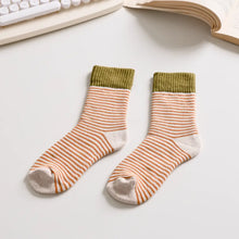 Load image into Gallery viewer, Striped Cotton Socks