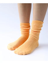 Load image into Gallery viewer, Dyed Cotton Socks