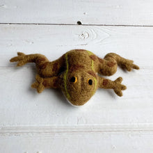 Load image into Gallery viewer, Felted Set of 3 Pond Friends