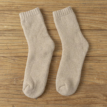 Load image into Gallery viewer, Men&#39;s Knitted Cozy Wool Socks