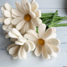 Load image into Gallery viewer, Felted Daisy Stem