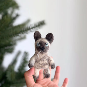 Siamese Cat Finger Puppet