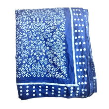 Load image into Gallery viewer, Handker Indigo Scarves