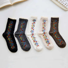 Load image into Gallery viewer, Women's Retro Floral Lace Trim Socks