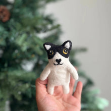 Load image into Gallery viewer, Tuxedo Cat Finger Puppet