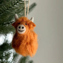 Load image into Gallery viewer, Highland Cow Ornament