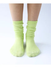 Load image into Gallery viewer, Dyed Cotton Socks