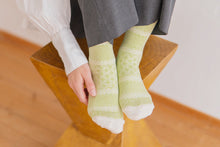 Load image into Gallery viewer, Cotton Linen Jacquard Socks