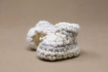 Load image into Gallery viewer, Newborn Padraig Wool Slippers