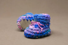 Load image into Gallery viewer, Newborn Padraig Wool Slippers