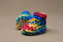 Load image into Gallery viewer, Newborn Padraig Wool Slippers
