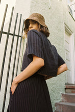 Load image into Gallery viewer, Noa Crop Tee