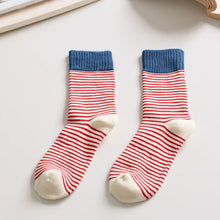 Load image into Gallery viewer, Striped Cotton Socks