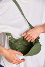 Load image into Gallery viewer, Andrea Waist Bag