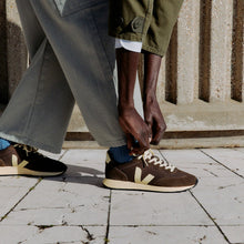 Load image into Gallery viewer, Rio Branco II Alveomesh Sneakers - Eagle Sun