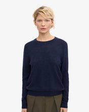Load image into Gallery viewer, Women&#39;s Light Merino Wool Crew Sweater